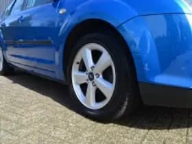 Ford Wagon thumbnail 7