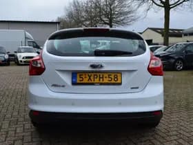 Ford Focus thumbnail 11