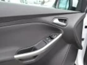 Ford Focus thumbnail 37