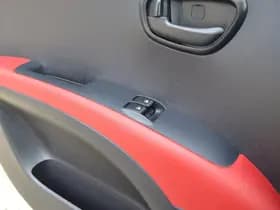 Hyundai i10 thumbnail 19