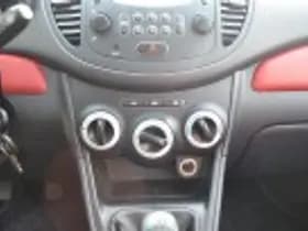 Hyundai i10 thumbnail 32