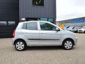 Kia Picanto thumbnail 12