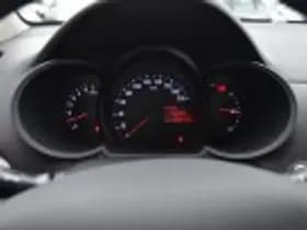 Kia Picanto thumbnail 36