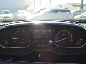 Peugeot 208 thumbnail 19