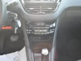 Peugeot 208 thumbnail 40