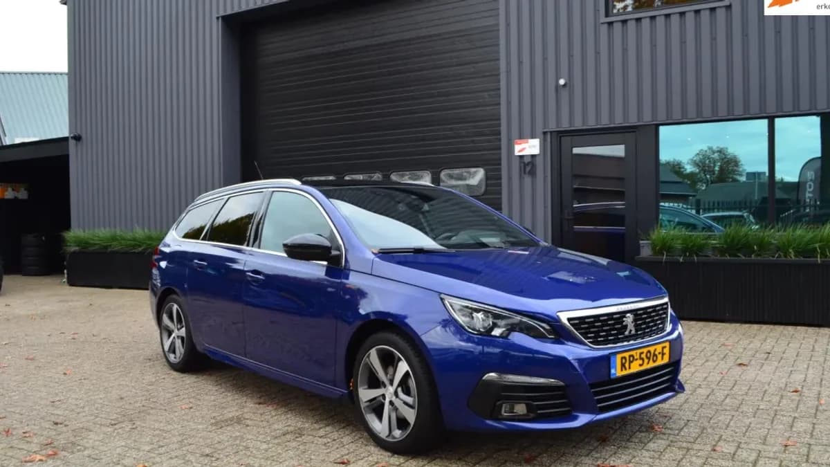 Peugeot 308 — foto 1