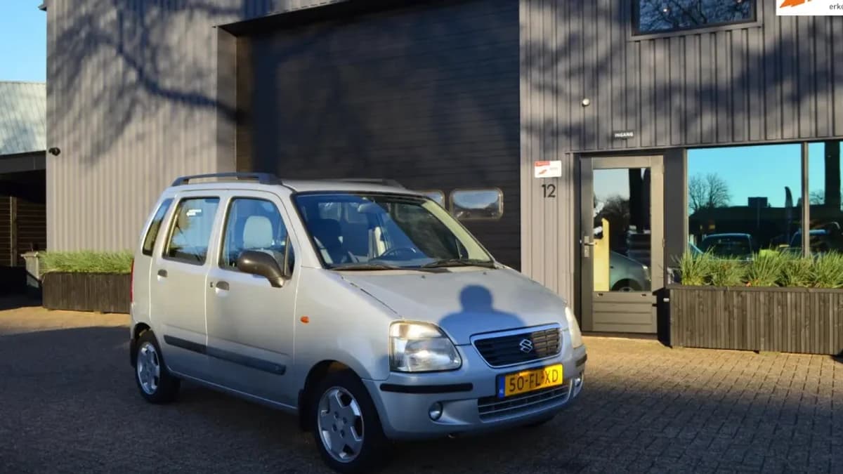 Suzuki R+ — foto 1