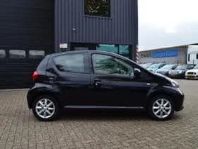 Toyota Aygo thumbnail 36