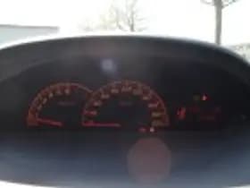 Toyota Yaris thumbnail 32