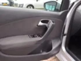 Volkswagen Polo thumbnail 31