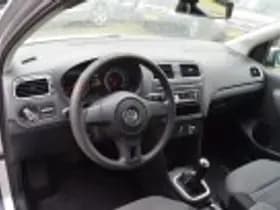 Volkswagen Polo thumbnail 32