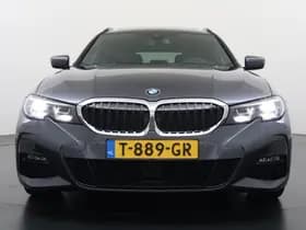 BMW 3 Serie Touring 320i thumbnail 3