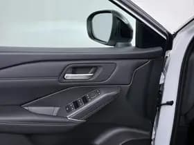 Nissan QASHQAI 1.3 MHEV Xtronic N-Connecta thumbnail 16