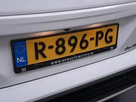 Hyundai KONA EV Premium 64 kWh thumbnail 10