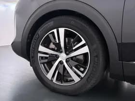 Peugeot 3008 1.6 HYbrid4 300 GT thumbnail 15