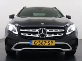 Mercedes-Benz GLA 180 Premium Plus thumbnail 4