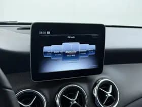 Mercedes-Benz GLA 180 Premium Plus thumbnail 36