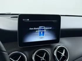 Mercedes-Benz GLA 180 Premium Plus thumbnail 37