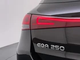 Mercedes-Benz EQA 250 Business Solution Luxury 67 kWh thumbnail 9