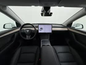 Tesla Model Y Long Range AWD 75 kWh thumbnail 26