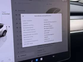 Tesla Model Y Long Range AWD 75 kWh thumbnail 34