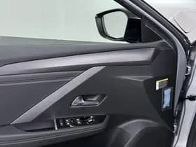 Opel Astra Electric 54 kWh thumbnail 15