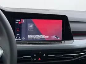 Volkswagen Golf 1.0 eTSI Life thumbnail 32