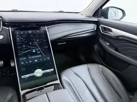 MG Marvel R Luxury 70 kWh thumbnail 32