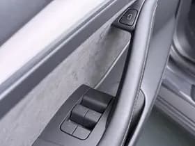 Tesla Model 3 Performance AWD 75 kWh thumbnail 17