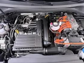 Volkswagen Tiguan 1.4 TSI eHybrid PHEV thumbnail 15
