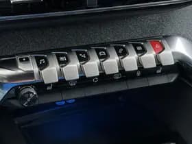 Peugeot 3008 1.6 HYbrid 300 Allure Pack Business thumbnail 41