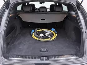 Mercedes-Benz EQC 400 4MATIC Business Solution AMG 80 kWh thumbnail 13
