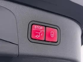 Mercedes-Benz EQC 400 4MATIC Business Solution AMG 80 kWh thumbnail 15