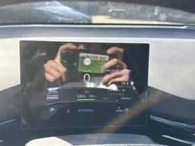 MG Mg4 electric Luxury 64 kWh thumbnail 31