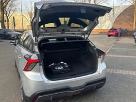 MG Mg4 electric Luxury 64 kWh thumbnail 5