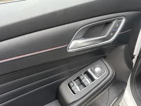 MG EHS 1.5 TGDI Luxury thumbnail 14