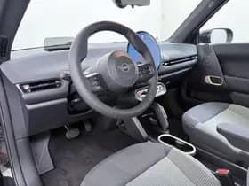 MINI Cooper E Essential XS 40.7 kWh thumbnail 17