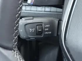 Peugeot 3008 1.6 HYbrid 225 Active Pack Business thumbnail 27