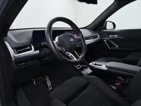 BMW IX1 xDrive30 67 kWh thumbnail 18