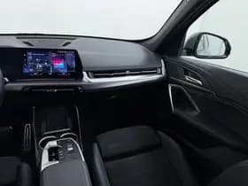 BMW IX1 xDrive30 67 kWh thumbnail 26