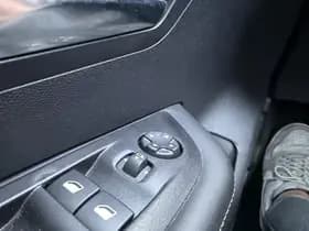 Peugeot 208 Hybrid e-DCS6 Allure thumbnail 14