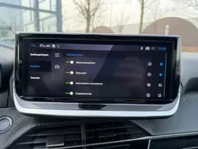 Peugeot 208 Hybrid e-DCS6 Allure thumbnail 19