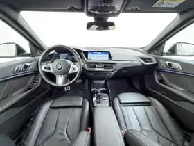 BMW 2 Serie Gran Coupé 220i thumbnail 24