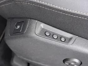 Peugeot 3008 1.6 HYbrid 225 GT thumbnail 22