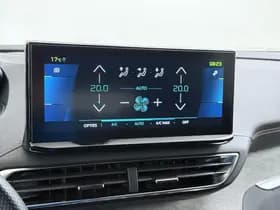 Peugeot 3008 1.6 HYbrid 225 GT thumbnail 37