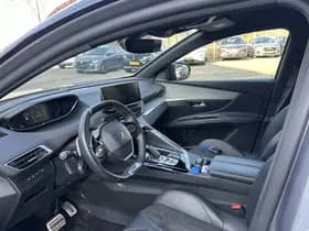 Peugeot 3008 1.6 HYbrid 225 GT thumbnail 19