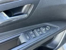 Peugeot 3008 1.6 HYbrid 225 GT thumbnail 20