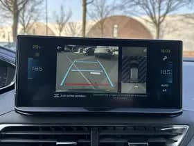 Peugeot 3008 1.6 HYbrid 225 GT thumbnail 27