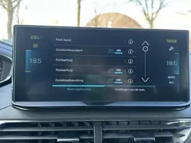 Peugeot 3008 1.6 HYbrid 225 GT thumbnail 29