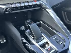 Peugeot 3008 1.6 HYbrid 225 GT thumbnail 30